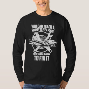 Camiseta Mecânica De Avião É Necessária Para Consertá-La