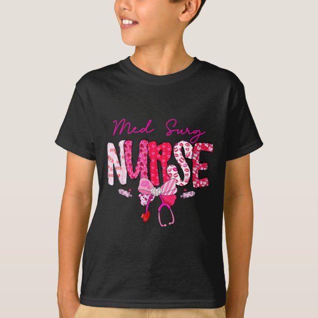 Camiseta Med Surg Nurse Valentine's Day Stethoscope Coquett (Frente)