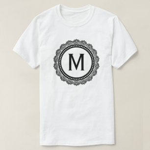 Camiseta Medalhão Preto-Branco Personalizado Inicial