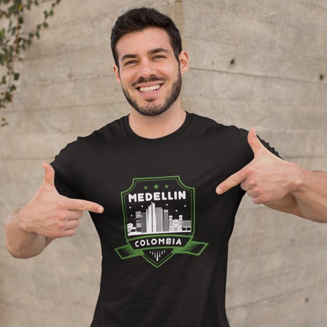 Camiseta Medellin Colombia Shirt (colombia medellin skyline men t shirt)