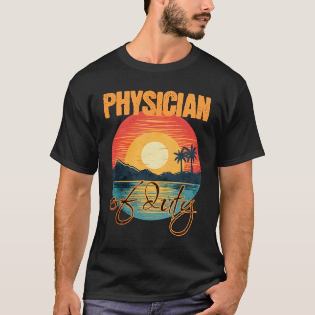 Camiseta Médico de Plantão Férias Verão Tropical (Frente)