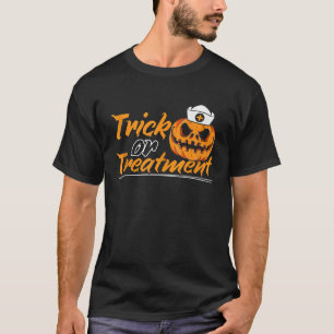Camiseta Médico Halloween Trick Ou Tratar Médico De Saúde