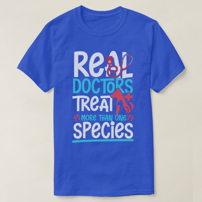 Camiseta Médicos verdadeiros tratam (Frente do Design)