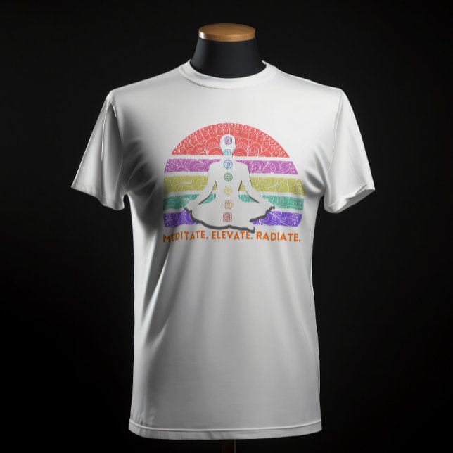 Camiseta Meditação Chakra Yoga Rainbow Sunset (Criador carregado)