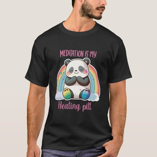 Camiseta Meditating Panda Bear Yoga Meditating Panda Medita (Frente)