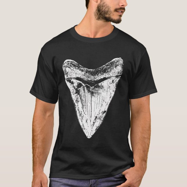 Camiseta Megalodon Tubarão-Dente-Meg-Tubarões-Meg Fóssil (Frente)