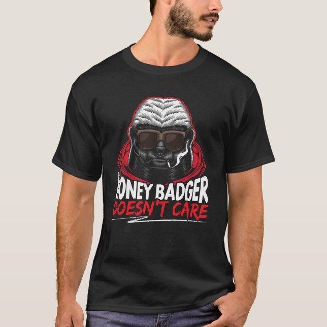 Camiseta Mel Badger não se importa com Mel Doce 1 (Frente)