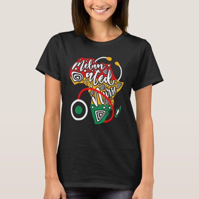 Camiseta Melanated Nurse African Flag Stethoscope Black His (Frente)
