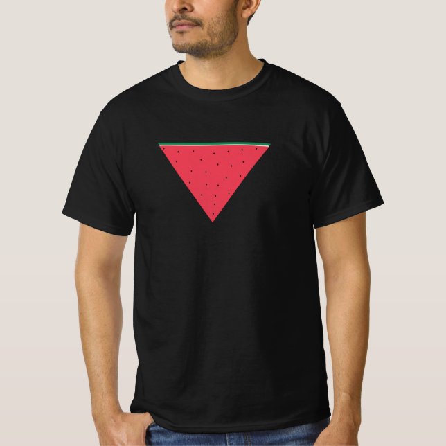 Camiseta Melancia sobre resistência ao triângulo vermelho i (Frente)