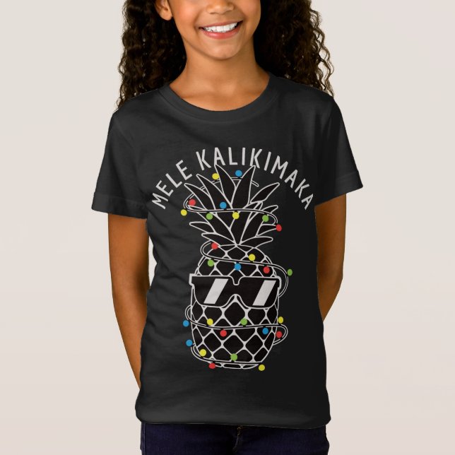 Camiseta Mele Kalikima Pineapple Luz de Natal Sung (Frente)