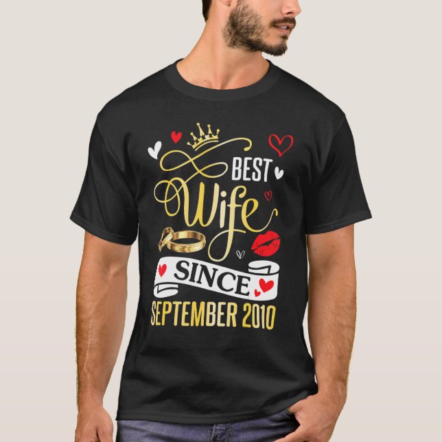Camiseta Melhor Esposa Desde Setembro De 2010 Feliz Casado  (Frente)
