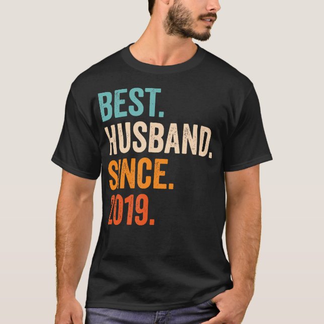 Camiseta Melhor Marido Desde o Aniversário de Casamento de  (Frente)