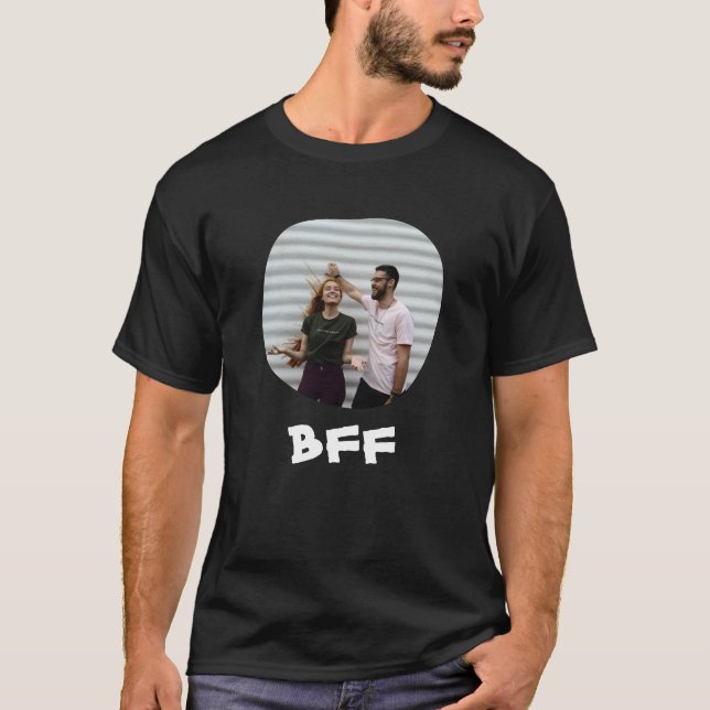 Camiseta Melhores Amigos para o BFF carregar sua foto quadr (Frente)
