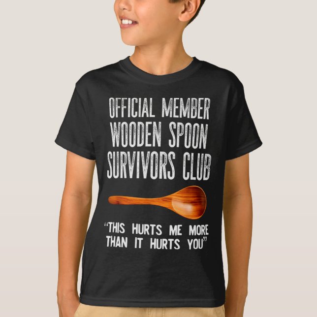Camiseta Member Wooden Son Survivors Club This Hurt Me  (Frente)
