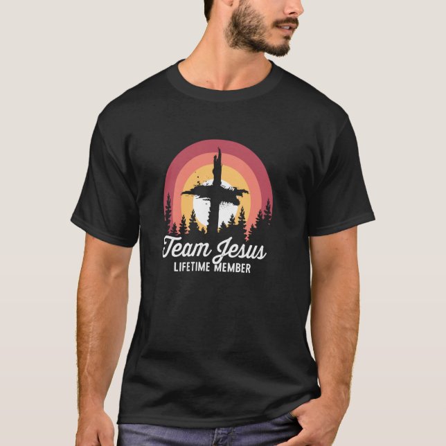 Camiseta Membro Vitalício Equipe Jesus Fé Religiosa Deus Ch (Frente)