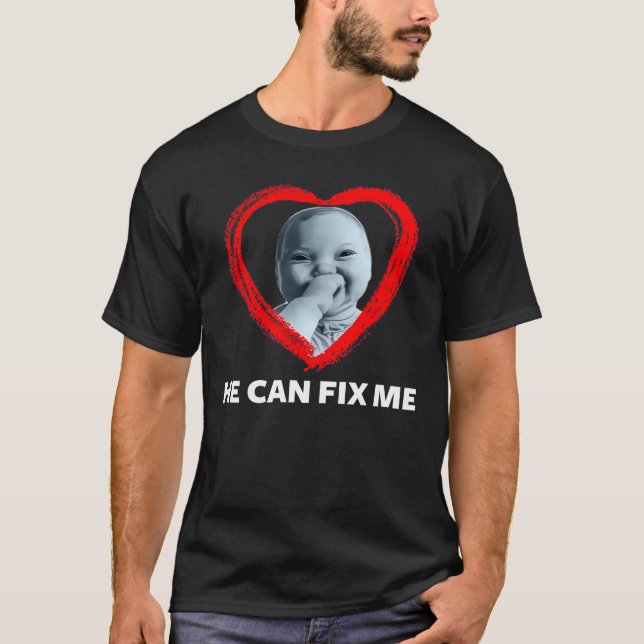 Camiseta meme de Bebê Ai Segurando Riso (Frente)