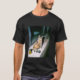 Camiseta Meme de Gato de Ressaca Fumante Engraçado