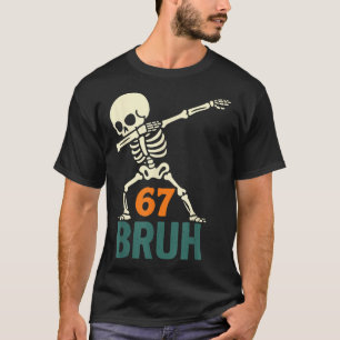 Camiseta Meme do Bruh de Halloween Números Seis Sete Esquel