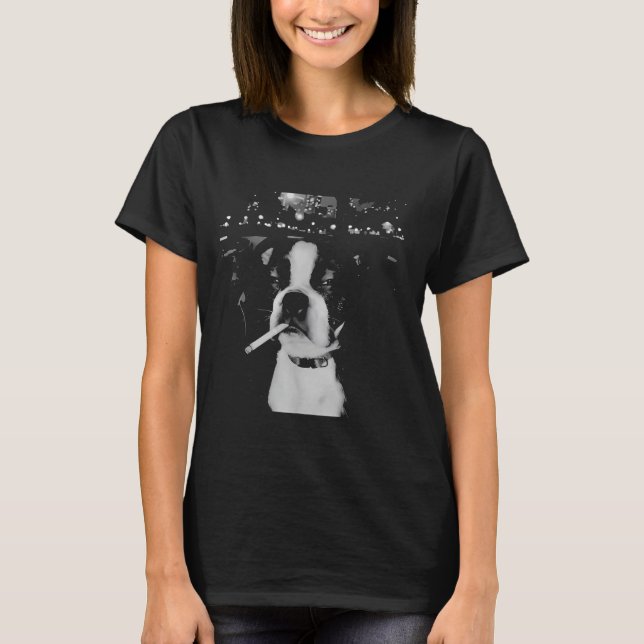 Camiseta Meme Engraçado de Cachorro Fumando (Frente)