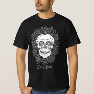 Camiseta Memento Mori! Caveira e Rosas, Desenho Mão