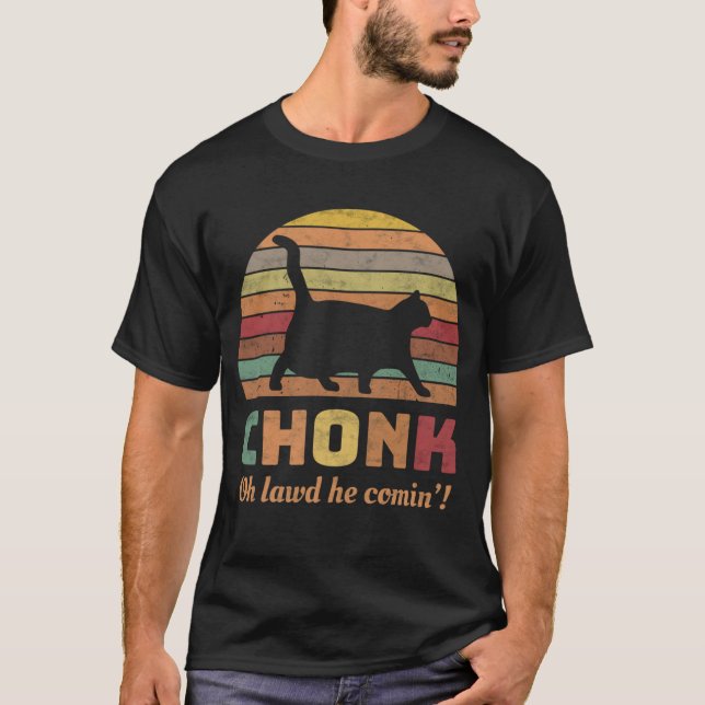 Camiseta Memória Gato em Escala de Chonk Engraçado (Frente)