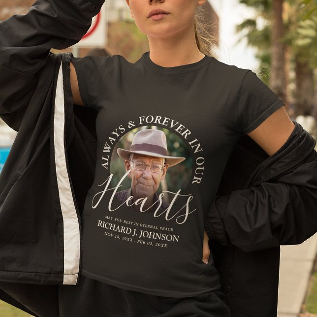 Camiseta Memorial de Foto de Homenagem 'Forever in our Hear (Criador carregado)