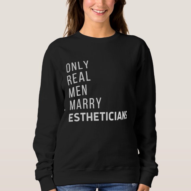 Camiseta Men Marry Estheticians Licensed Esthetician Skin C (Frente)