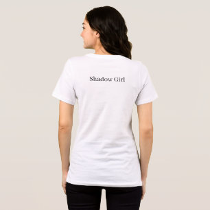 Camiseta menina das sombras