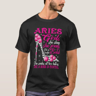 Camiseta Menina de Áries Como uma Chefe no Controle sapatos