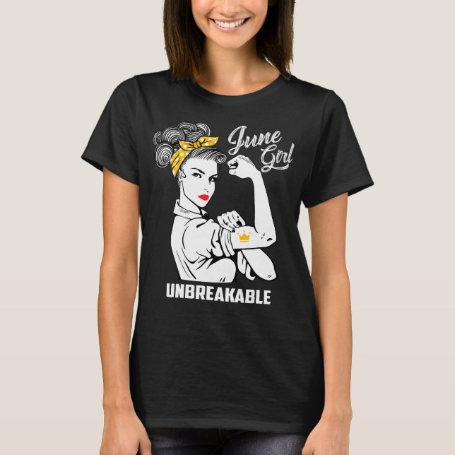 Camiseta Menina de junho inquebrável - aniversário (Frente)