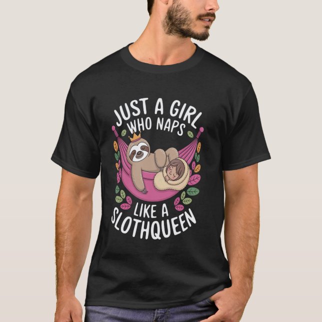 Camiseta Menina dormindo com preguiça em rede coroada (Frente)