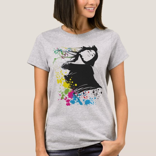 Camiseta Menina e cores. (Frente)