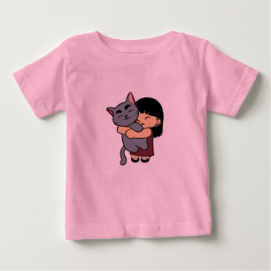 Camiseta Menina Fofa Abraçando o Gatinho Bebê