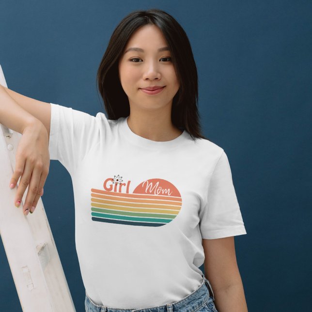 Camiseta Menina Mãe Retro Flor Sunset (Girl Mom Retro Tshirt Design)