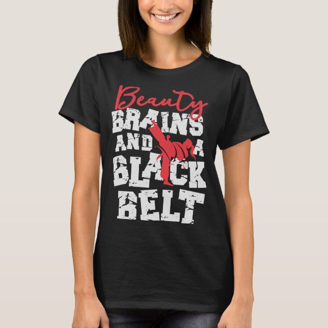Camiseta Menina Marcial Bela Cérebro E Cinturão Negro (Frente)