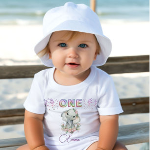Camiseta Menina Primeiro Aniversário Nome Elefante Cute Um