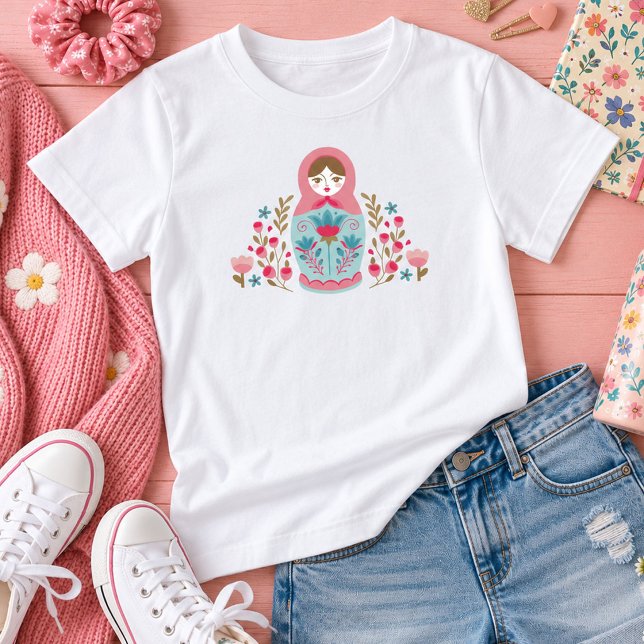Camiseta Menina Rosa Fofa (A cute matryoshka tshirt makes a cute gift for a girl.)