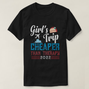 Camiseta Meninas de RD Viajam Mais Baratas Que A Terapia, V