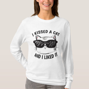 Camiseta Meninas Engraçadas T-Shirts, BEIJEI UM GATO COMO E