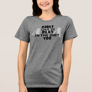 Camiseta Meninas gostam de jogar na saia também!