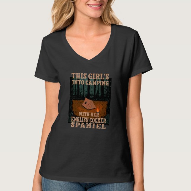 Camiseta Meninas no Acampamento Com o Seu Cocker Spaniel In (Frente)
