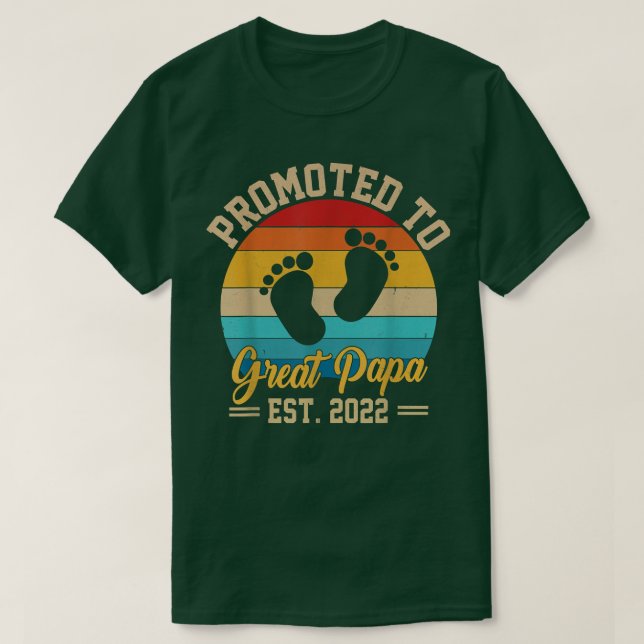 Camiseta Meninas Promovidas para Excelente Papa 2022 Retro  (Frente do Design)