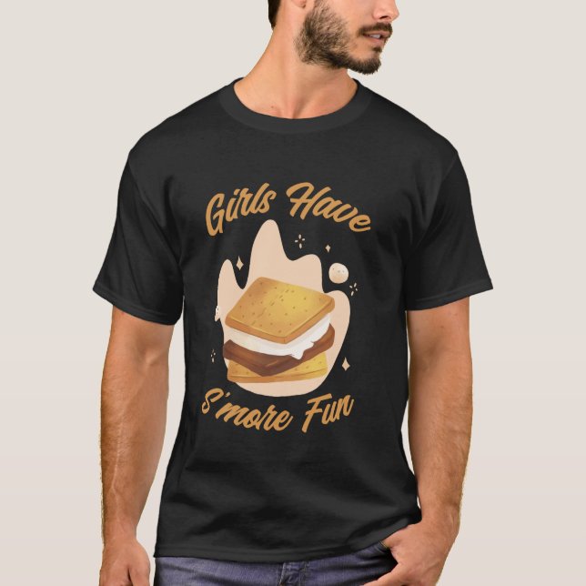 Camiseta Meninas Se Divertem Mais Campos De Campanha (Frente)