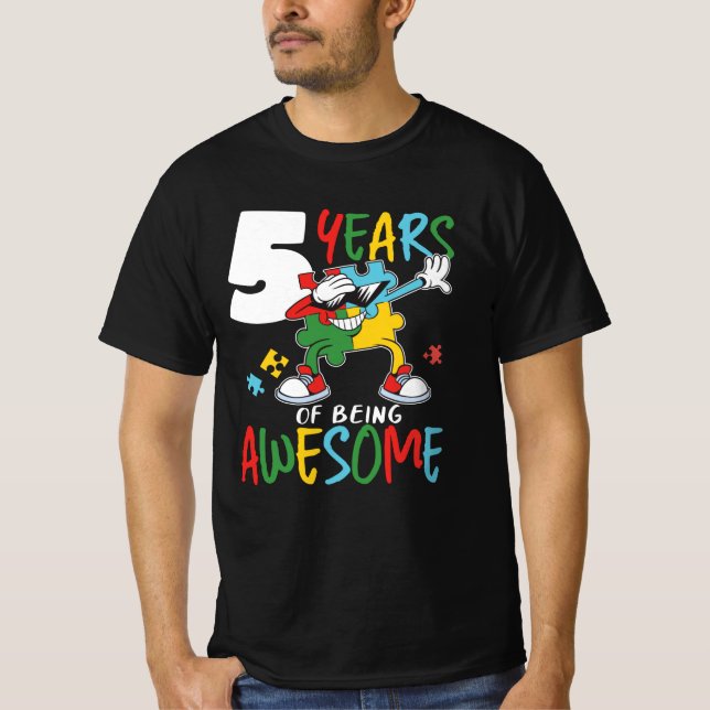 Camiseta Menino De 5 Anos De Aniversário Ou Garota Autismo  (Frente)