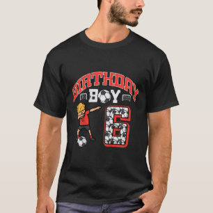 Camiseta Menino de 6 anos de idade fazendo Dab de futebol n