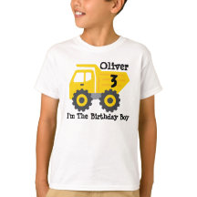 Menino de qualquer idade fazendo aniversário Camin