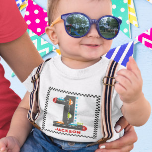 Camiseta Menino de um ano de carros de corrida