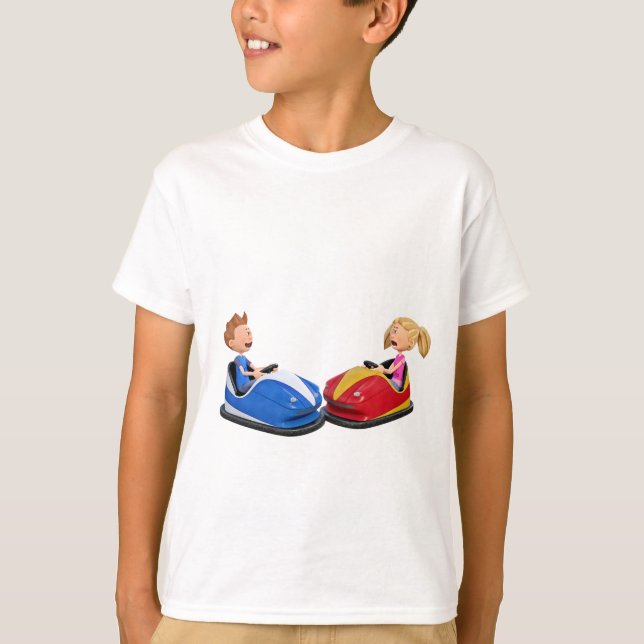 Camiseta Menino e menina dos desenhos animados em carros (Frente)