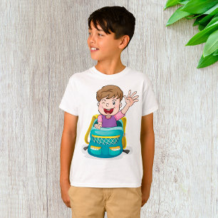 Camiseta Menino Em Um Saco De Escola