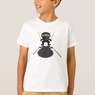 Camiseta Menino Ninja Fofo com Katana Dupla Guerreiro de De